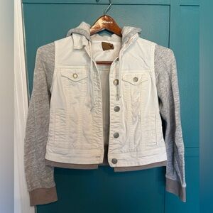 American Eagle Women's White and Gray Hooded Jean Cropped Jacket